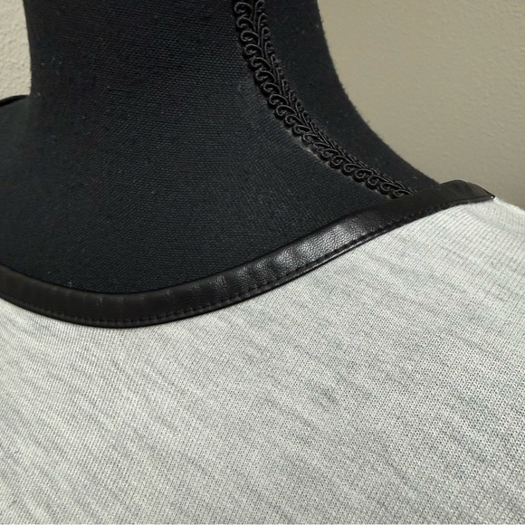 Cato Cream Black Graphic Top XL Paris City Print Rhinestone Long Sleeve - Picture 6 of 12